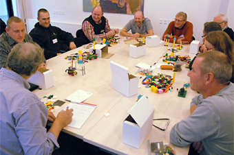 LEGO SERIOUS PLAY. Creatividad e Innovación en la empresa a través de tus manos.